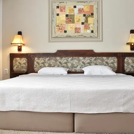 Family Apolonia 3* سوزوبول