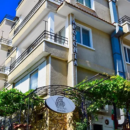 فندق Family Apolonia 3*