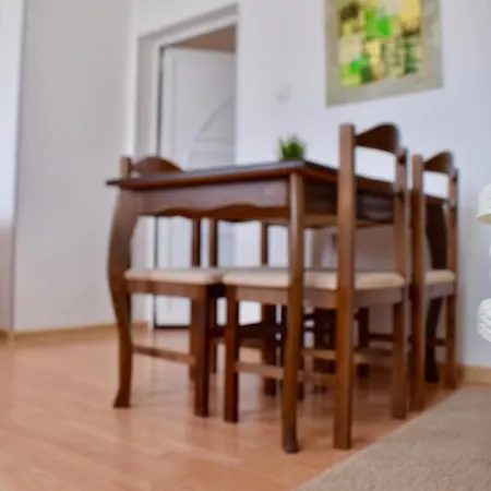 Family Apolonia فندق سوزوبول