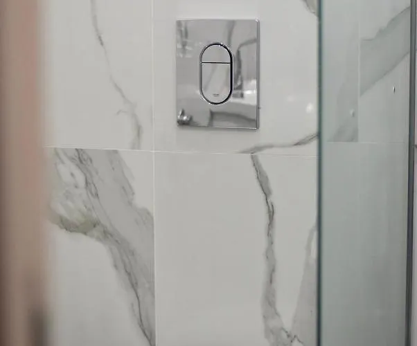 מלון Family Apolonia