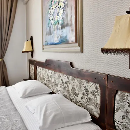Hotell Family Apolonia