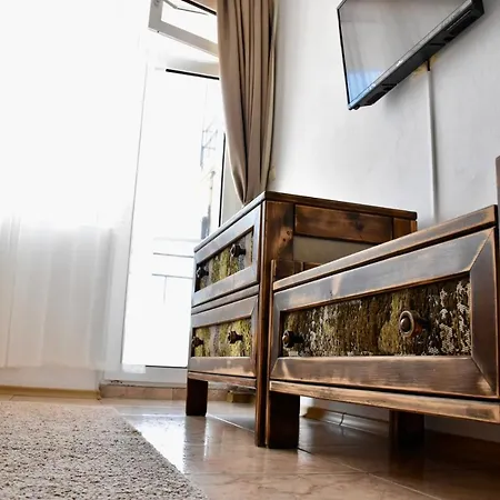 Family Apolonia ホテル