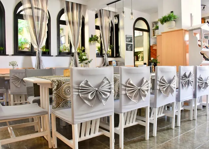 Family Apolonia Ξενοδοχείο 3*