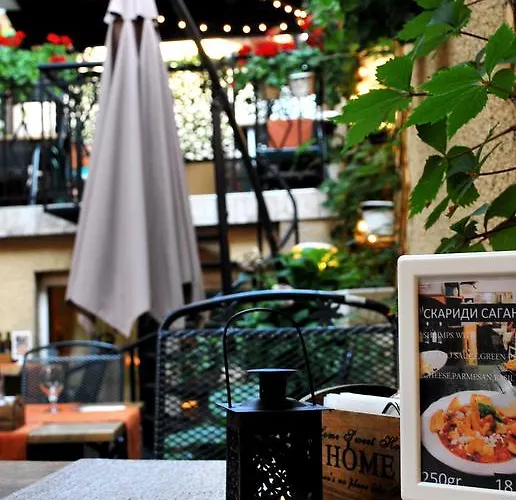 Family Apolonia 3* Σωζόπολη